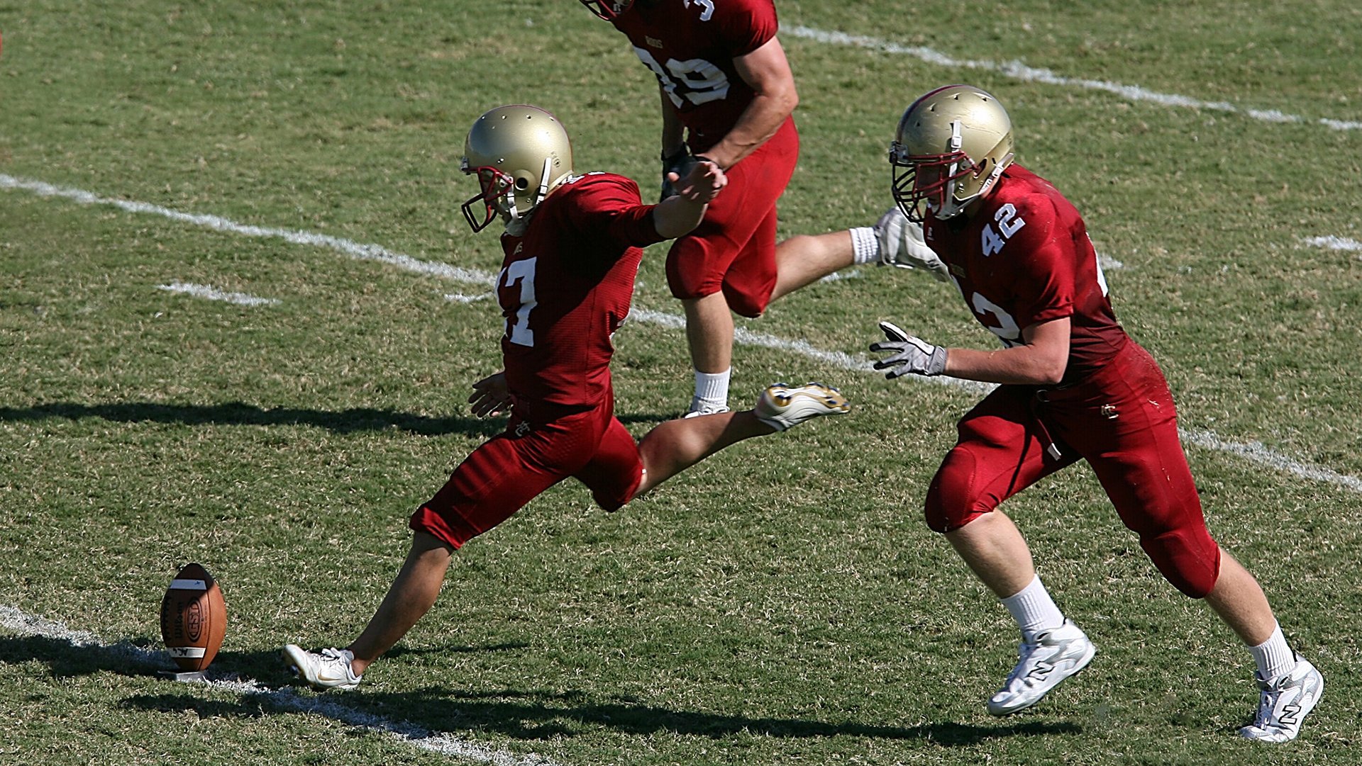 自由式潜水表演，探索海底奇妙世界，自由潜水的魅力